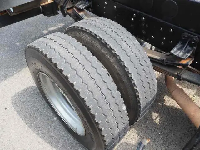 いすゞ フォワード SKG-FRR90S1(2WD)の写真22