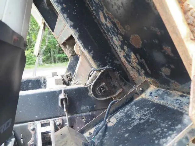 いすゞ フォワード SKG-FRR90S1(2WD)の写真31