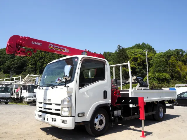 いすゞ エルフ SKG-NPR85AR(2WD)の写真1
