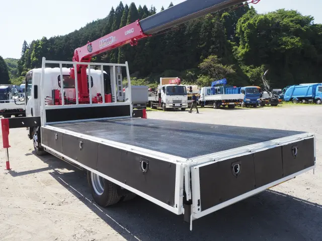 いすゞ エルフ SKG-NPR85AR(2WD)の写真16