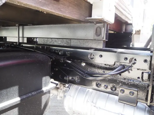いすゞ エルフ SKG-NPR85AR(2WD)の写真22