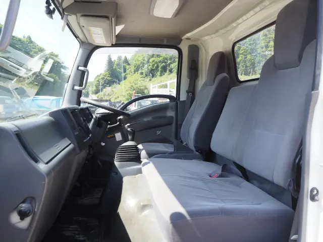 いすゞ エルフ SKG-NPR85AR(2WD)の写真39