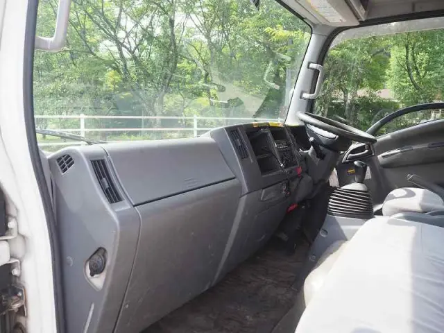 いすゞ エルフ SKG-NPR85AR(2WD)の写真43