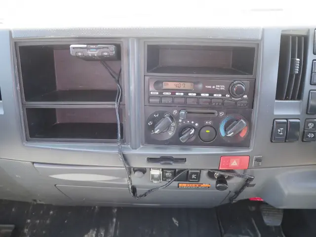 いすゞ エルフ SKG-NPR85AR(2WD)の写真44