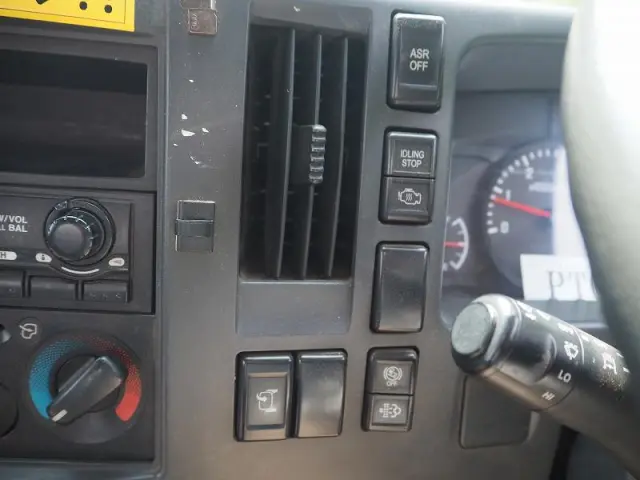 いすゞ エルフ SKG-NPR85AR(2WD)の写真48