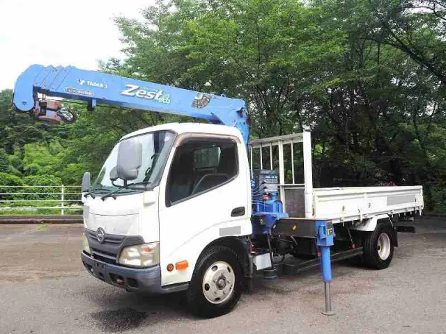 日野 デュトロ SKG-XZU650M(2WD)の写真1