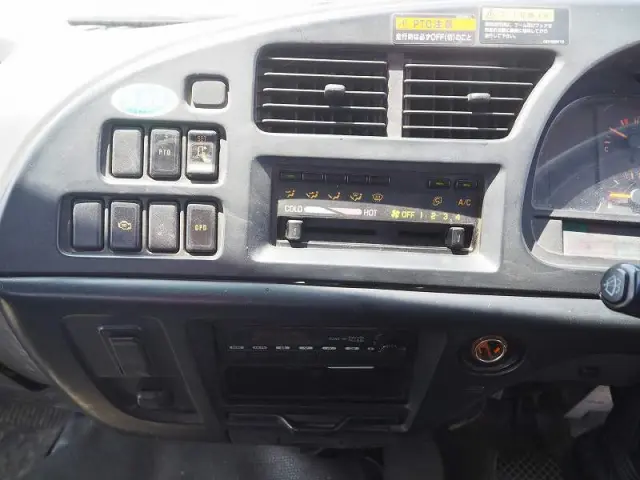 いすゞ フォワード PB-FRR35K3S(2WD)の写真48