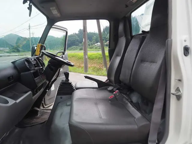 日野 デュトロ TKG-XZU620T(2WD)の写真45