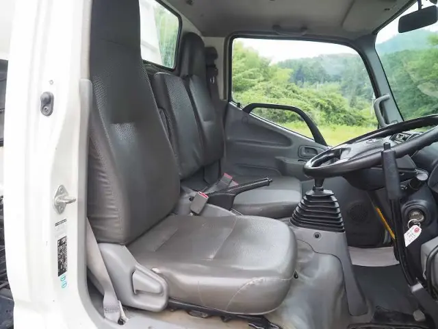 日野 デュトロ TKG-XZU620T(2WD)の写真47