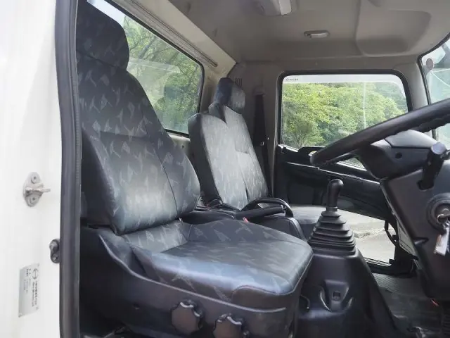 日野 レンジャー BKG-FC7JKYA(2WD)の写真40