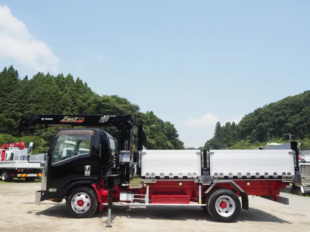 いすゞ エルフ TKG-NPR85AR(2WD)の写真2