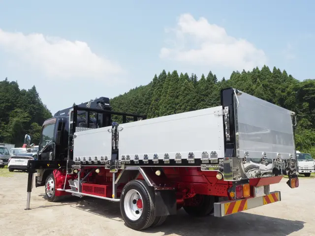 いすゞ エルフ TKG-NPR85AR(2WD)の写真3