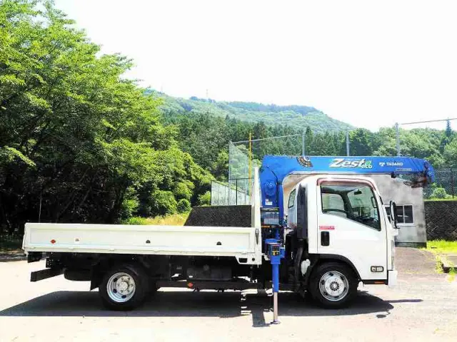 いすゞ エルフ TKG-NPR85AR(2WD)の写真6