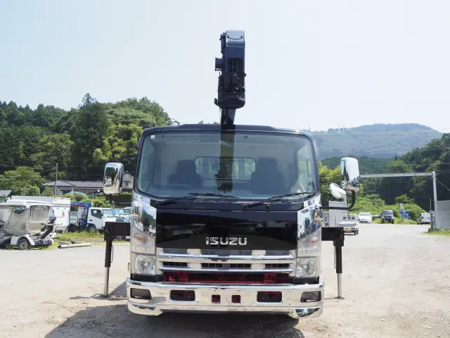 いすゞ エルフ TKG-NPR85AR(2WD)の写真8