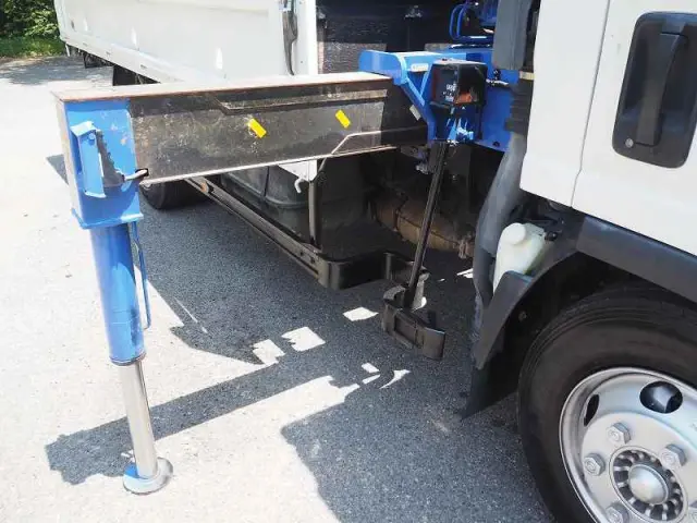 いすゞ エルフ TKG-NPR85AR(2WD)の写真9