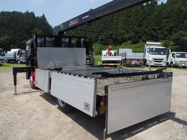 いすゞ エルフ TKG-NPR85AR(2WD)の写真15