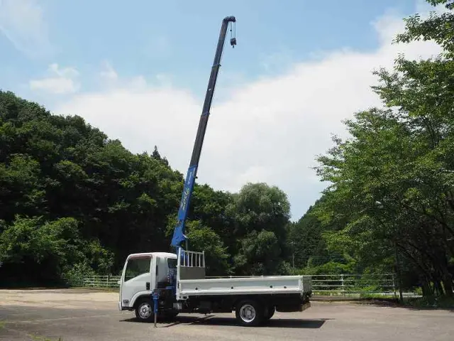 いすゞ エルフ TKG-NPR85AR(2WD)の写真16