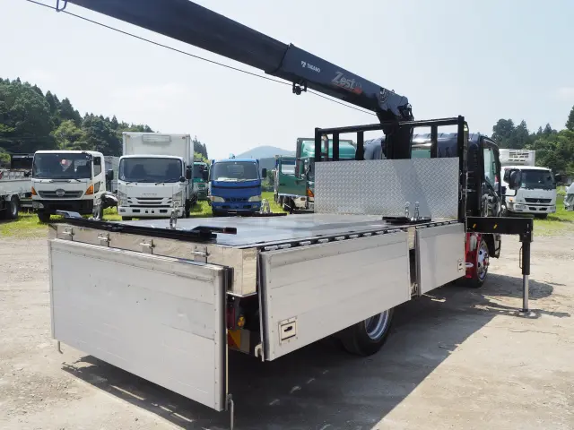 いすゞ エルフ TKG-NPR85AR(2WD)の写真17