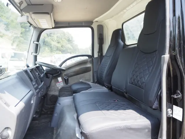 いすゞ エルフ TKG-NPR85AR(2WD)の写真42