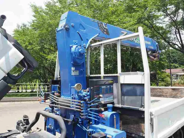 いすゞ エルフ TKG-NPR85AR(2WD)の写真44