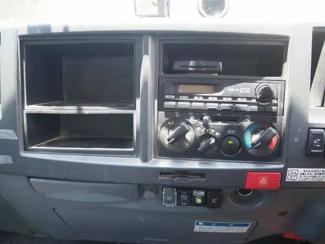 いすゞ エルフ TKG-NPR85AR(2WD)の写真48