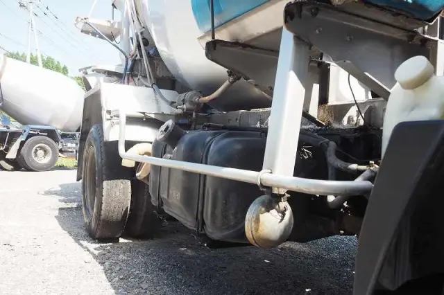 いすゞ エルフ BKG-NKR85N(2WD)の写真31