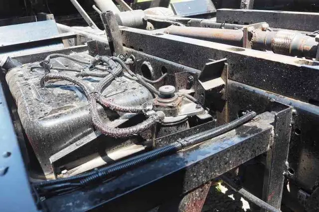 三菱 キャンター KK-FE51CBD(2WD)の写真24