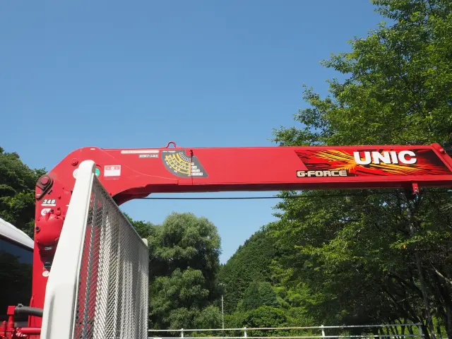 いすゞ フォワード 2RG-FRR90S2(2WD)の写真16