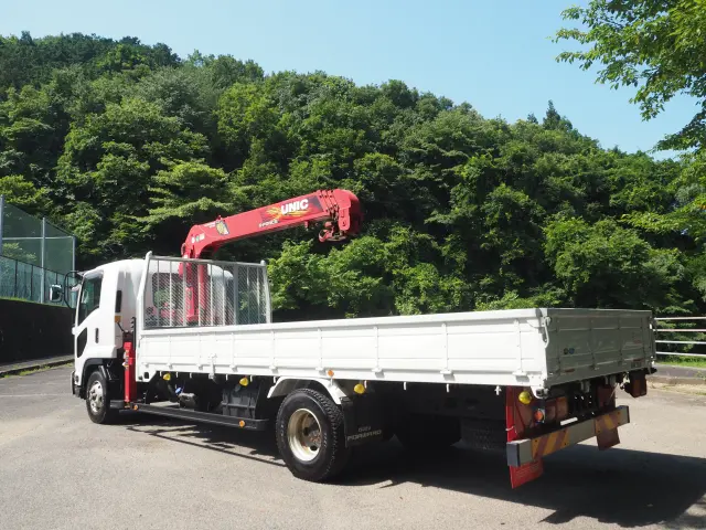 いすゞ フォワード 2RG-FRR90S2(2WD)の写真24