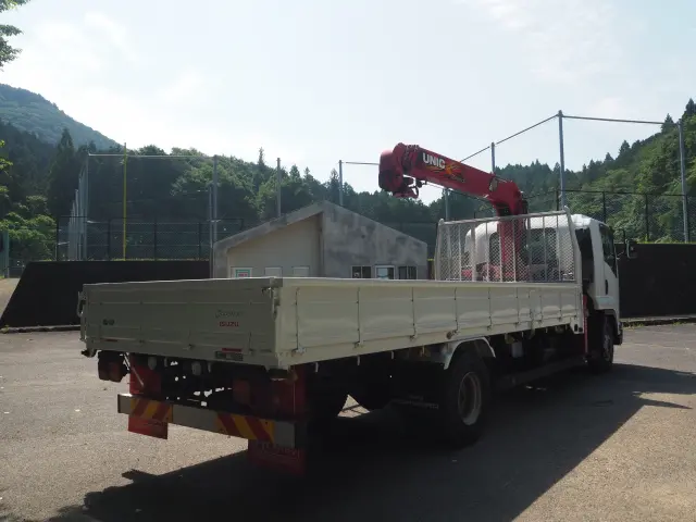 いすゞ フォワード 2RG-FRR90S2(2WD)の写真26