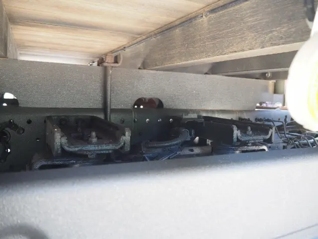 いすゞ フォワード 2RG-FRR90S2(2WD)の写真28