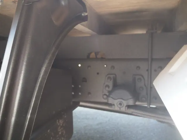 いすゞ フォワード 2RG-FRR90S2(2WD)の写真35