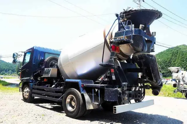 日野 レンジャー ADG-GC7JDWA(2WD)の写真3