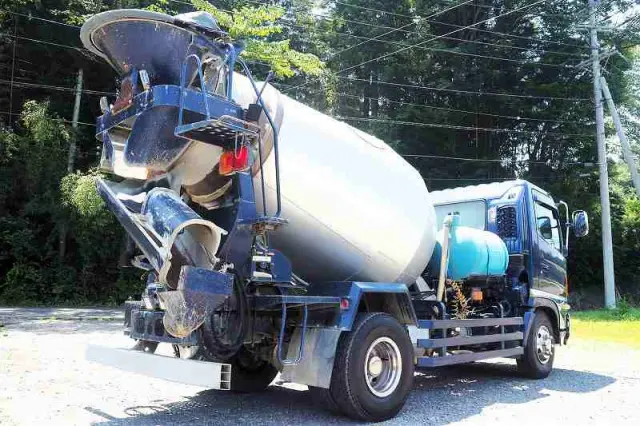 日野 レンジャー ADG-GC7JDWA(2WD)の写真5