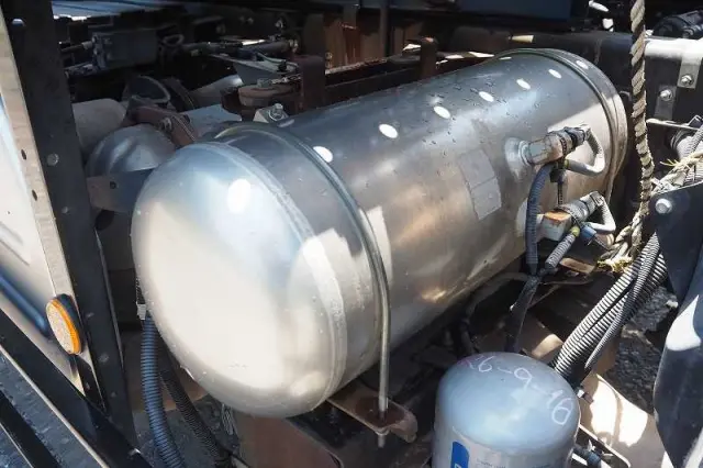 いすゞ ギガ QKG-CXM77AT(6x2)の写真27