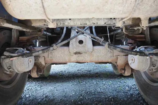 いすゞ ギガ QKG-CXM77AT(6x2)の写真36