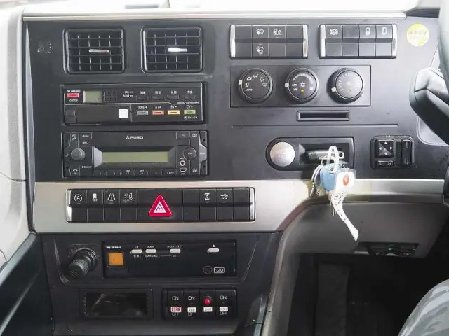 三菱 スーパーグレート 2PG-FS74HZ(8x4)の写真47