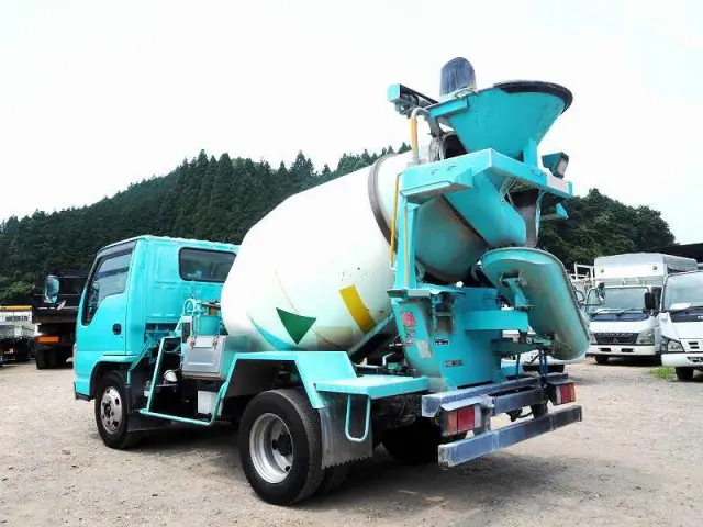 いすゞ エルフ BDG-NKR85N改(2WD)の写真3