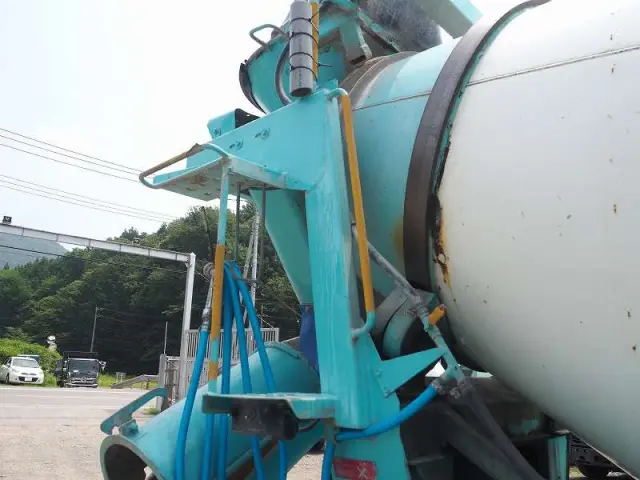 いすゞ エルフ BDG-NKR85N改(2WD)の写真22