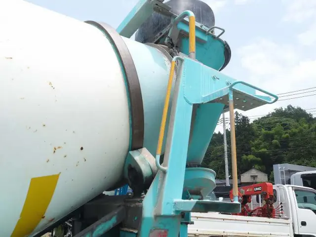 いすゞ エルフ BDG-NKR85N改(2WD)の写真37