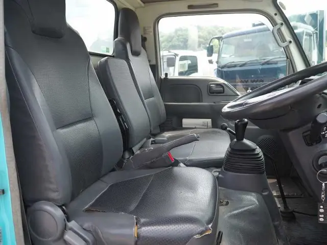 いすゞ エルフ BDG-NKR85N改(2WD)の写真47