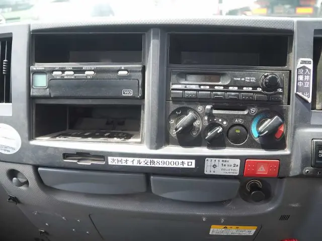 いすゞ エルフ BDG-NKR85N改(2WD)の写真48