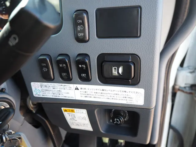 三菱 ファイター TKG-FK64F(2WD)の写真49