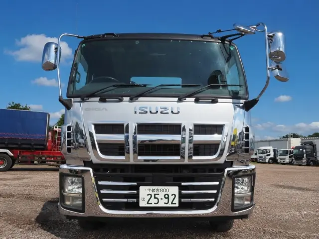 いすゞ ギガ LKG-CXZ77AT(6x4)の写真8