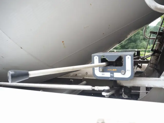 いすゞ ギガ LKG-CXZ77AT(6x4)の写真28