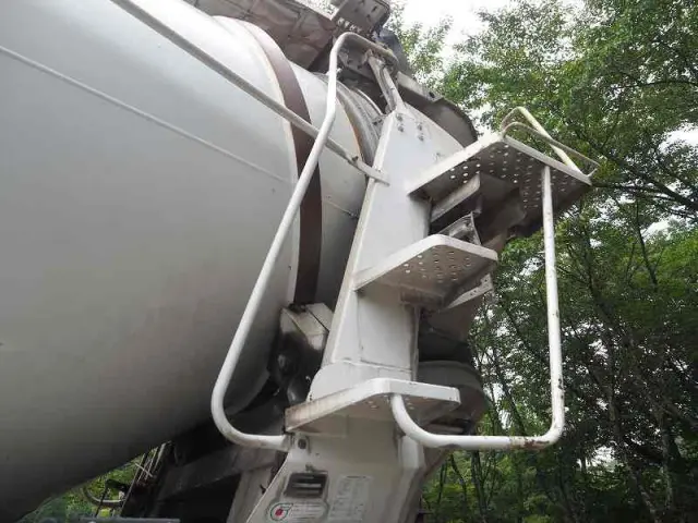 いすゞ ギガ LKG-CXZ77AT(6x4)の写真30