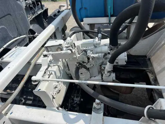 いすゞ ギガ LKG-CXZ77AT(6x4)の写真39