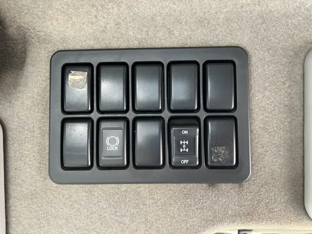いすゞ ギガ LKG-CXZ77AT(6x4)の写真42