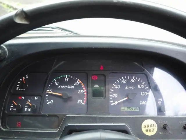 いすゞ ギガ LKG-CXZ77AT(6x4)の写真49