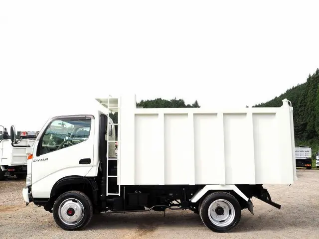 トヨタ ダイナ KK-XZU362A(4WD)の写真2